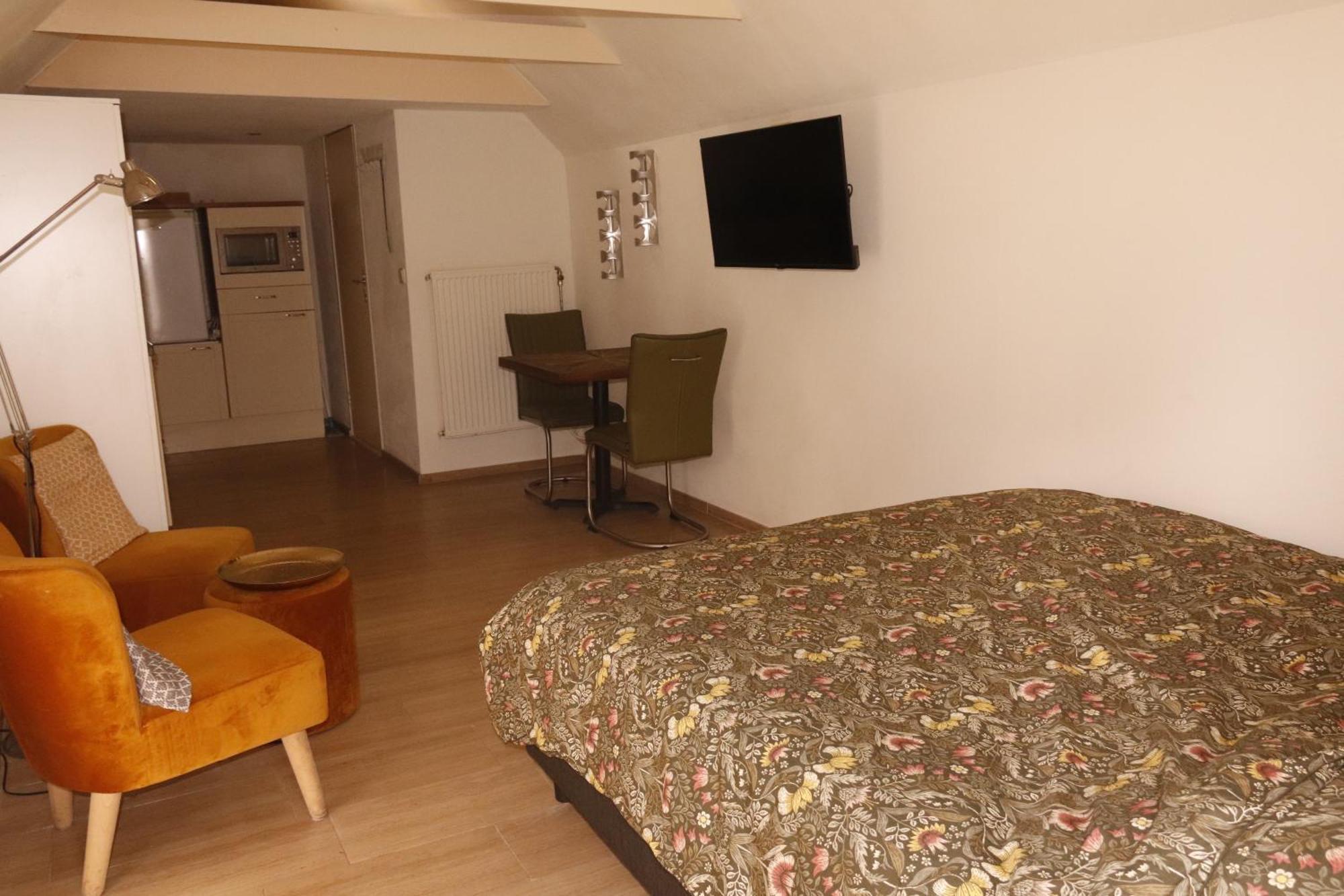 Studio Het Grenspaaltje Nijeveen Экстерьер фото